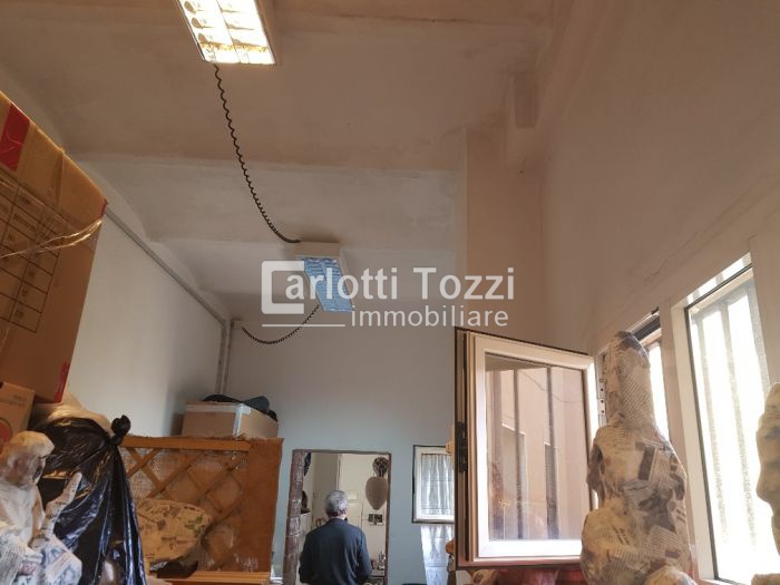 UFFICIO in VENDITA a GROSSETO - TRIBUNALE UFFICIO in VENDITA a GROSSETO - TRIBUNALE